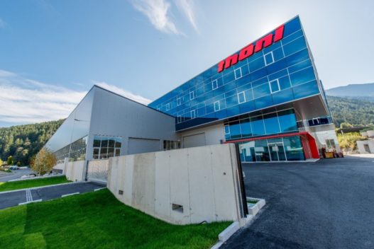 Thöni Pfaffenhofen Außenansicht