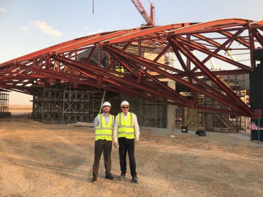 Unger Steel Team bei Bee’ah Hauptsitz Konstruktion